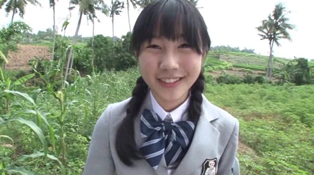 新原里彩プロフィール